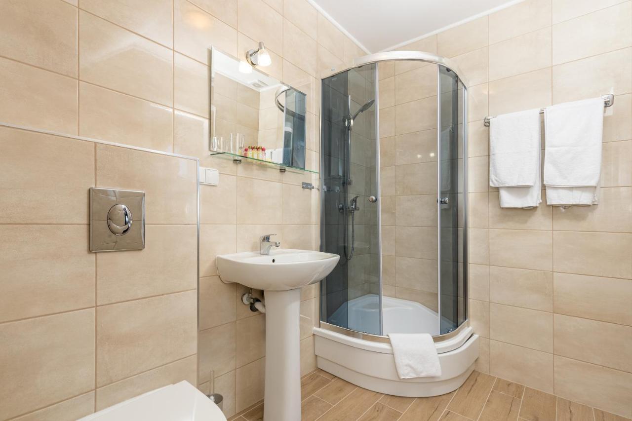 Hotel Ruczaj Kraków Eksteriør billede